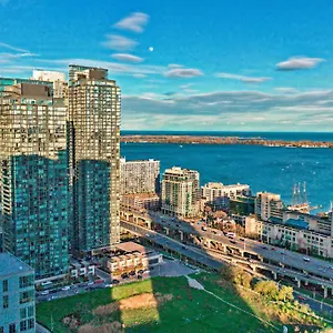  Apartment Guestic At Cityplace - Lake View & One Free Parking Canada